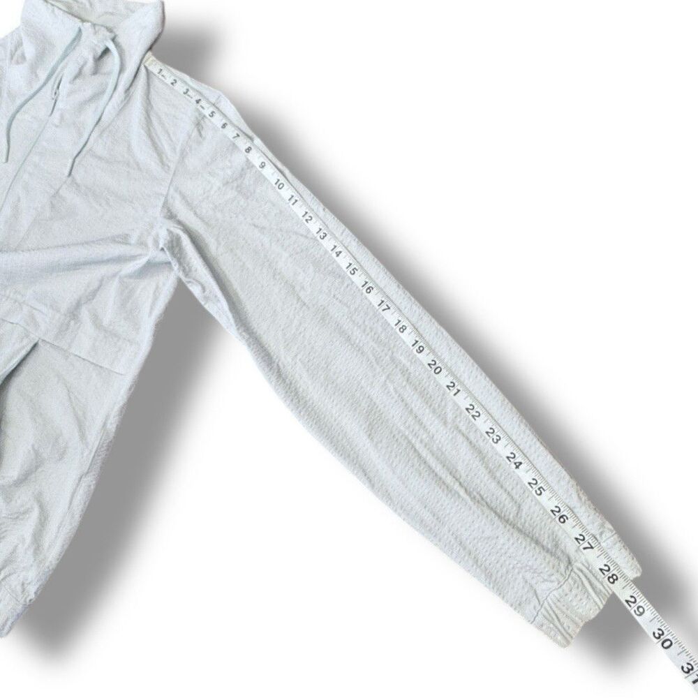 Lululemon Pack Light Pullover Packable Jacket in … - image 7